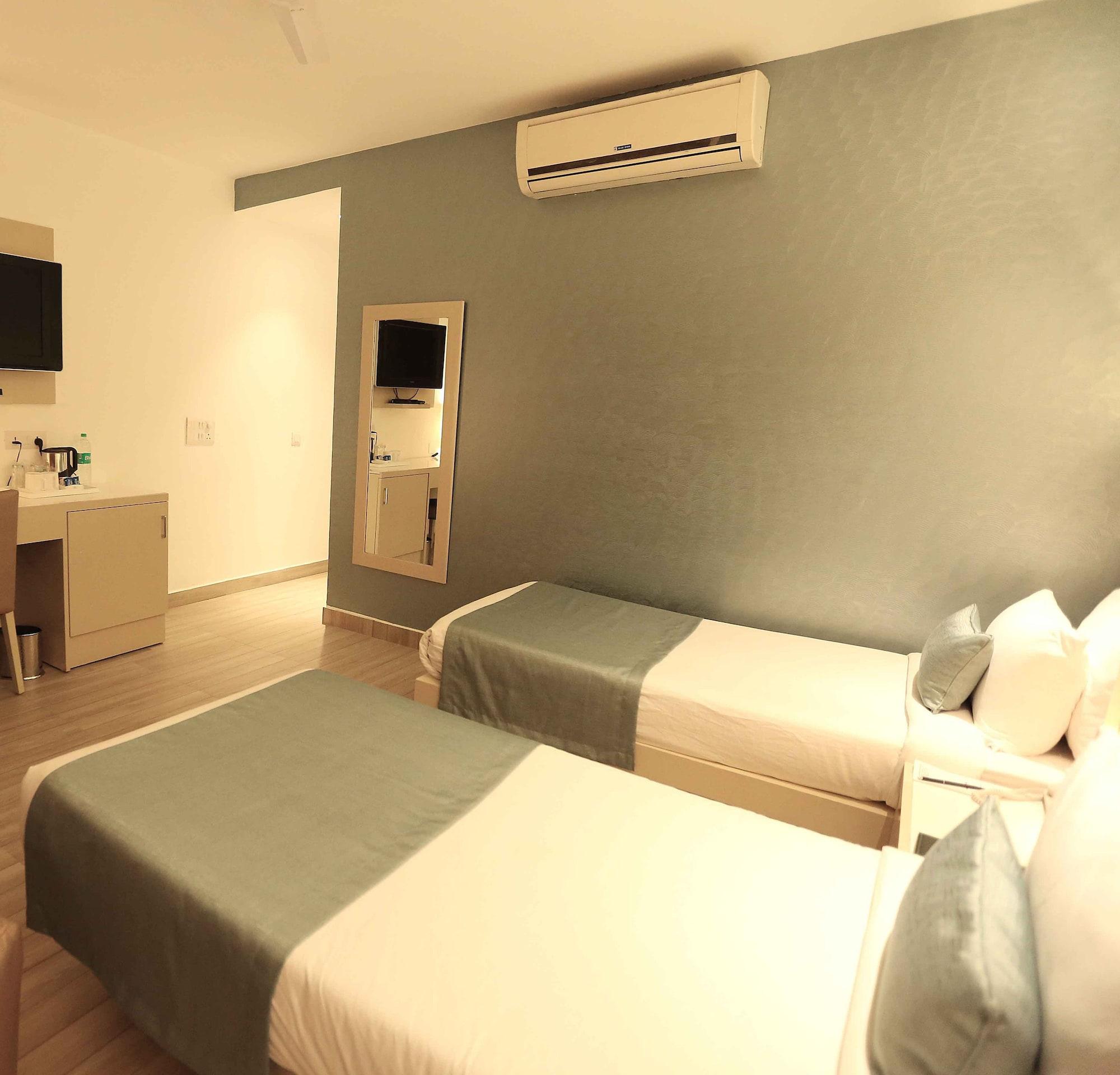 Hotel Shanti Palace West Patel Nagar New Delhi Ngoại thất bức ảnh