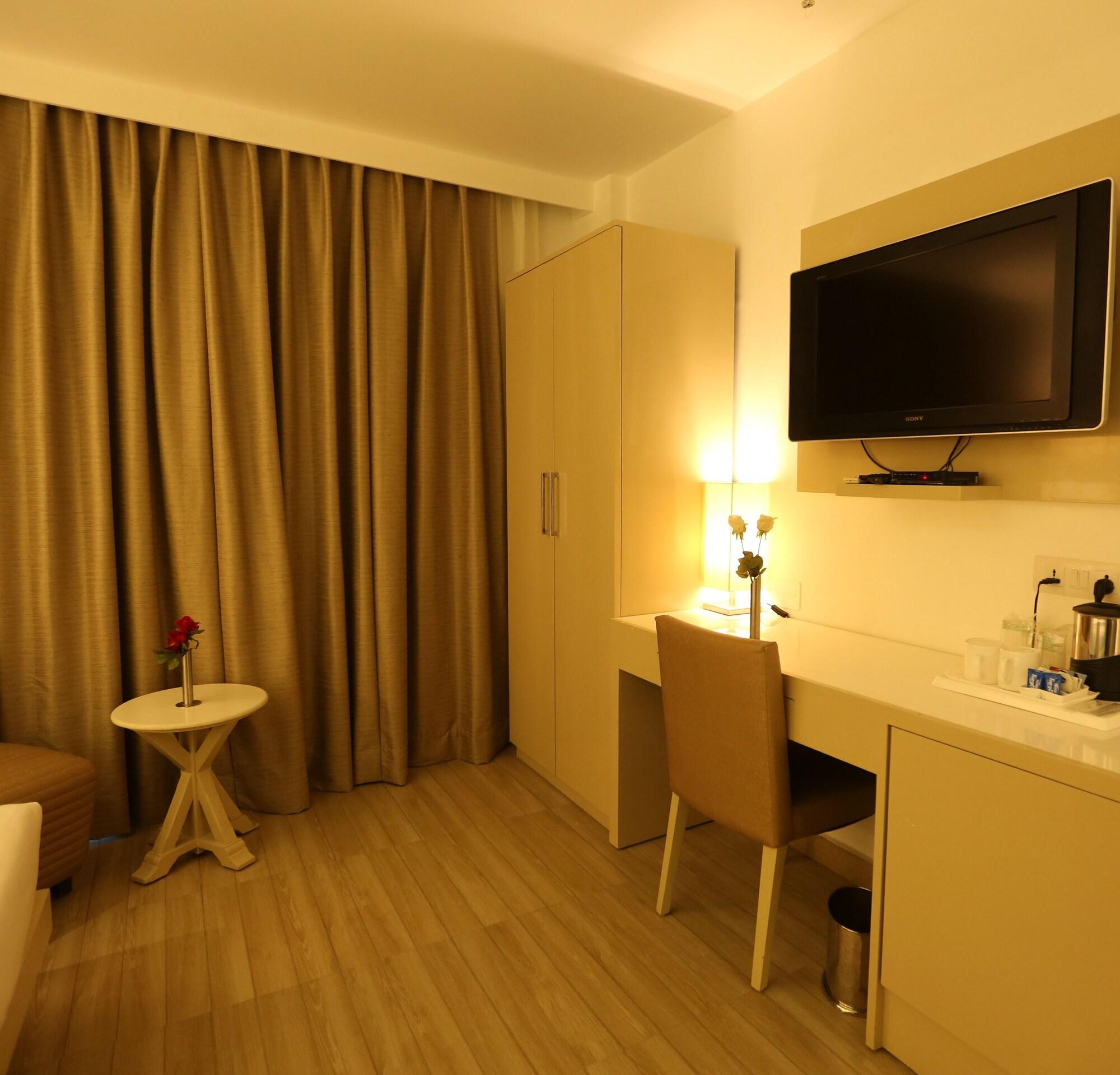 Hotel Shanti Palace West Patel Nagar New Delhi Ngoại thất bức ảnh