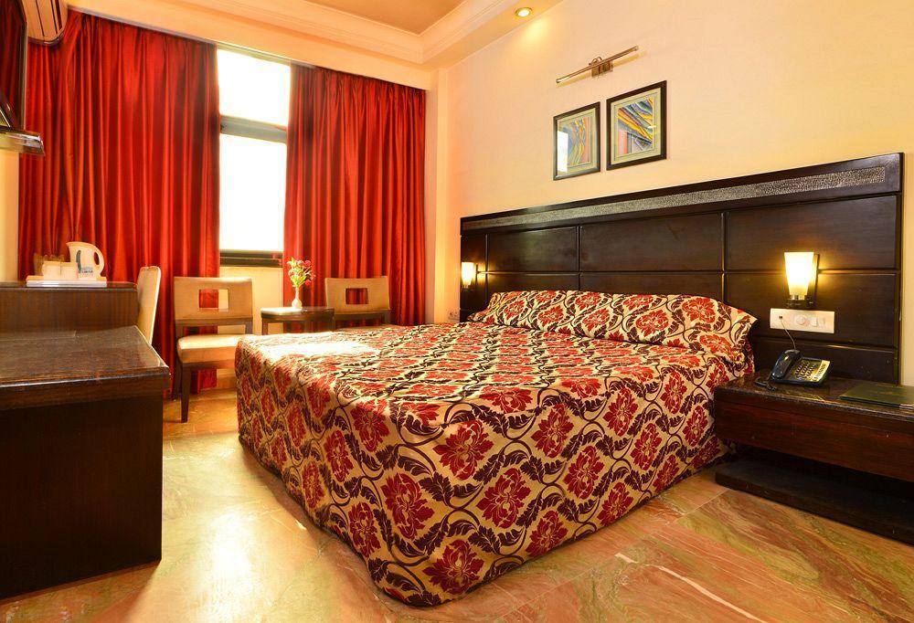 Hotel Shanti Palace West Patel Nagar New Delhi Ngoại thất bức ảnh