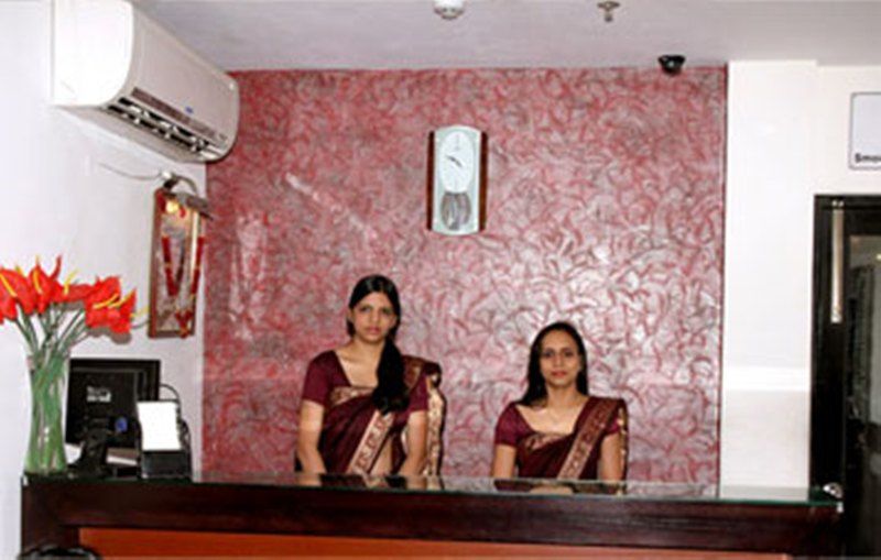 Hotel Shanti Palace West Patel Nagar New Delhi Ngoại thất bức ảnh