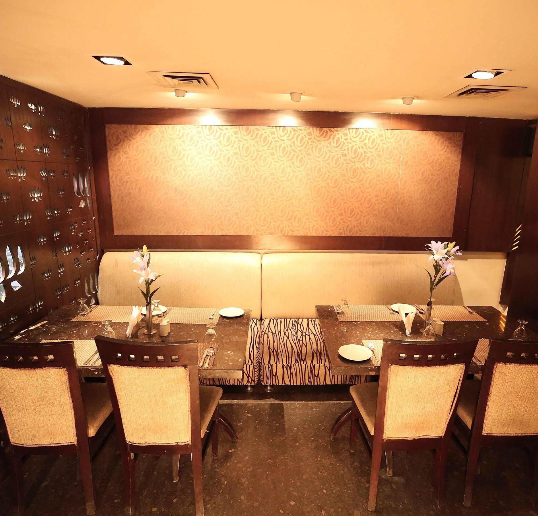 Hotel Shanti Palace West Patel Nagar New Delhi Ngoại thất bức ảnh