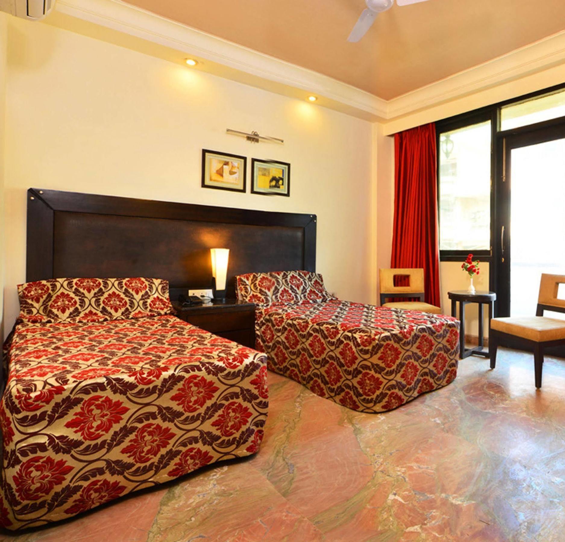 Hotel Shanti Palace West Patel Nagar New Delhi Ngoại thất bức ảnh
