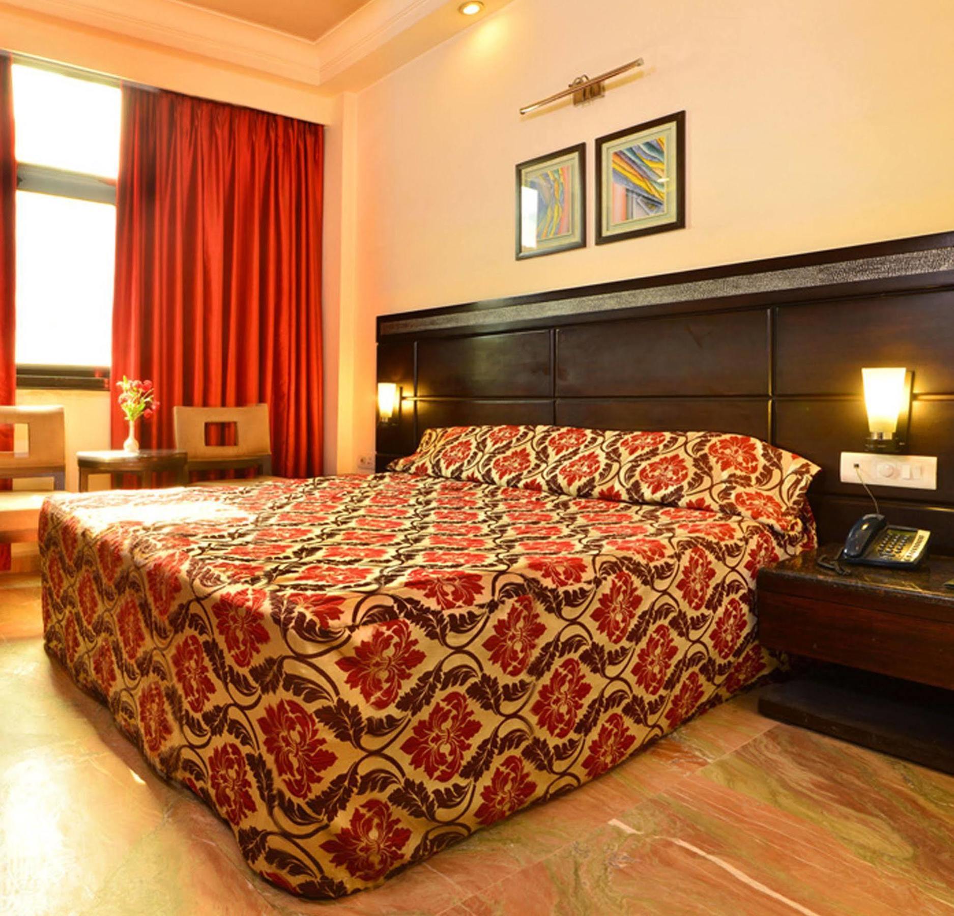 Hotel Shanti Palace West Patel Nagar New Delhi Ngoại thất bức ảnh