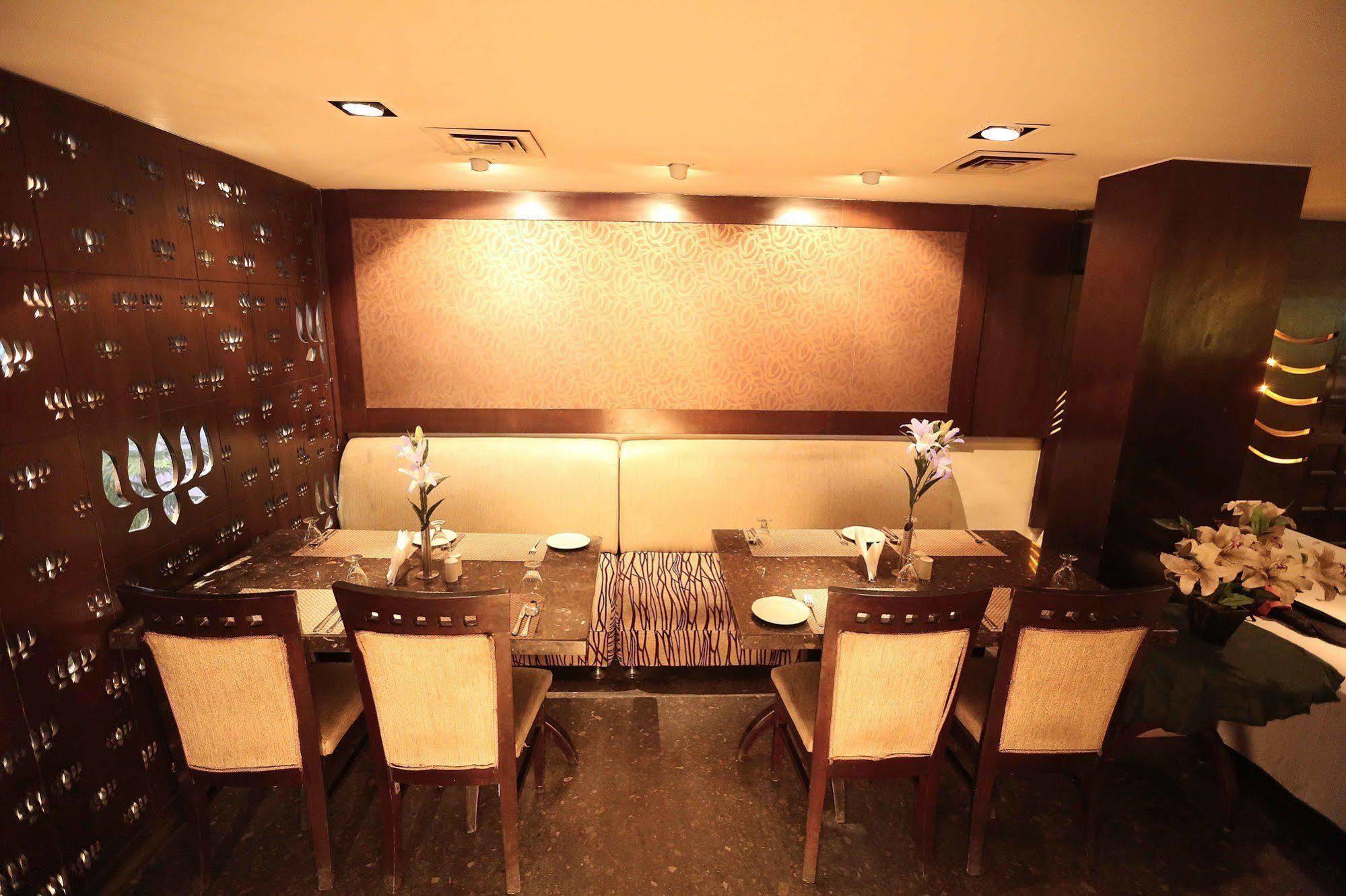 Hotel Shanti Palace West Patel Nagar New Delhi Ngoại thất bức ảnh